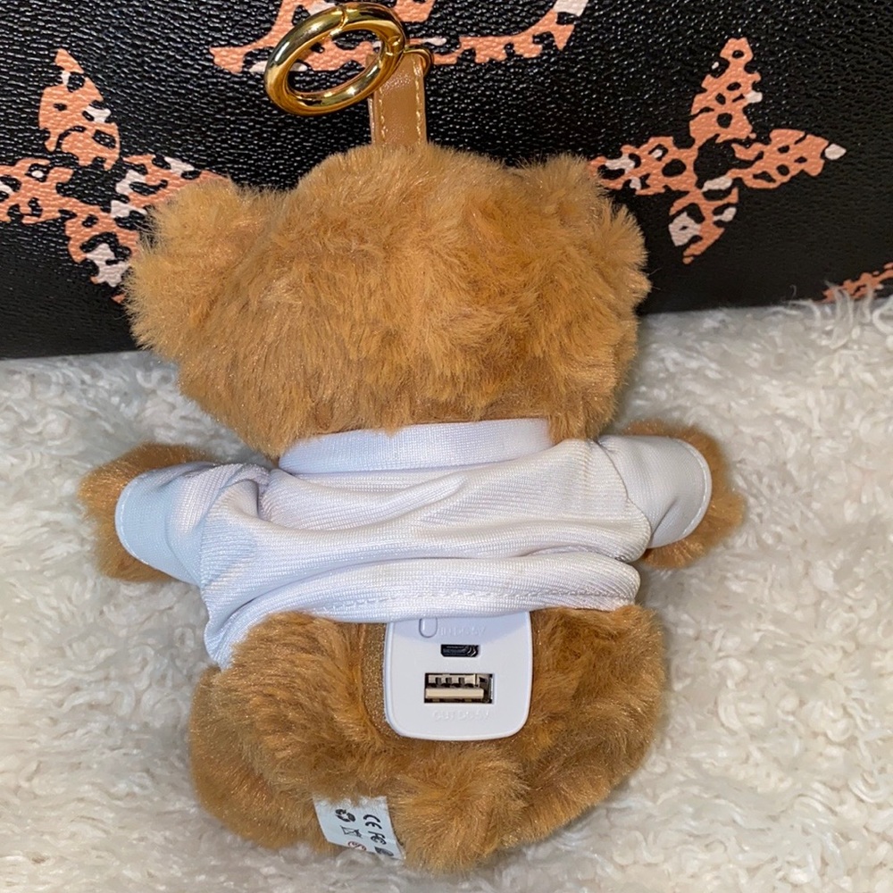 Plush Teddy Bear Power Bank / Phone Charger - Picture 4 of 5